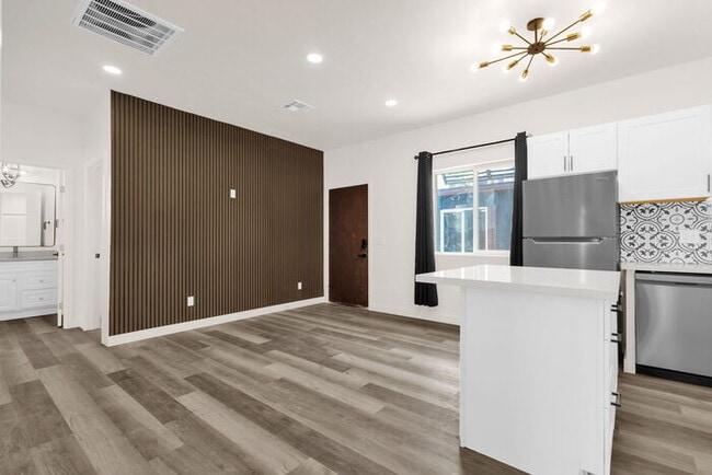Building Photo - Brand NEW house built this year in Uptown Phx