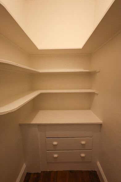 Building Photo - 93 Florida St