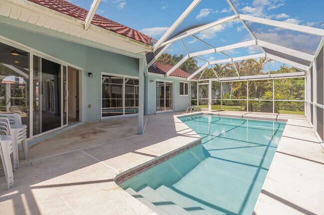 Building Photo - 180 Waters Edge Ln