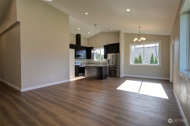 Building Photo - 3155 Sanderling Dr