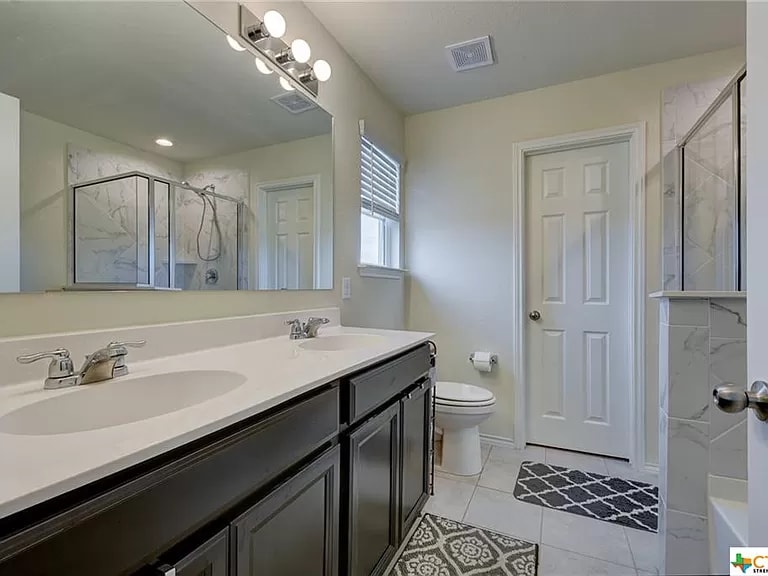 Building Photo - 308 Autumn Rouge