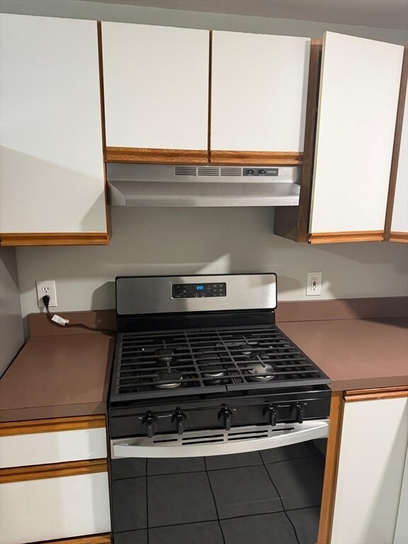 Building Photo - 61 Tracey St