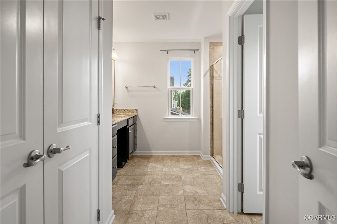Building Photo - 16848 White Daisy Loop