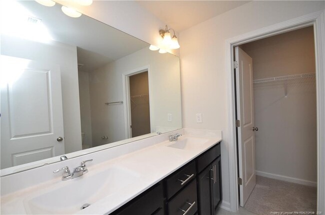 Building Photo - 1009 Shoreside Dr