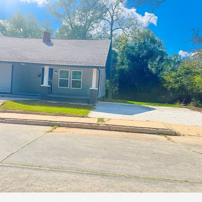 Building Photo - 260 Balkcom Ave