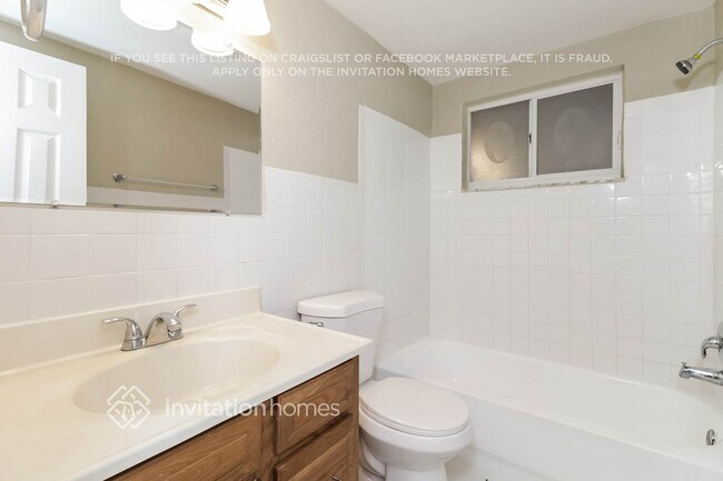 Building Photo - 3309 Seffner Dr