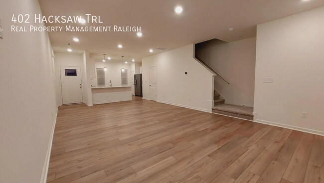 Building Photo - 402 Hacksaw Trl