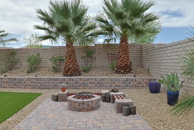 Building Photo - 531 Signal Peak St