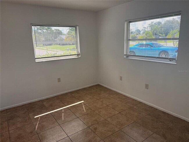 Building Photo - 3412 Spainwood Dr