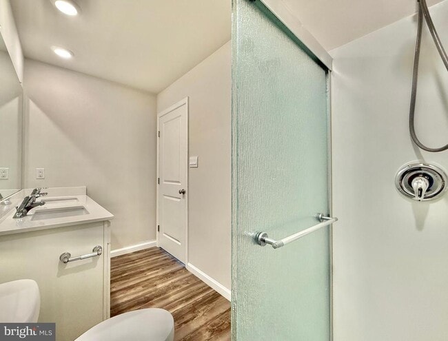 Building Photo - 200 Mazzeo Dr