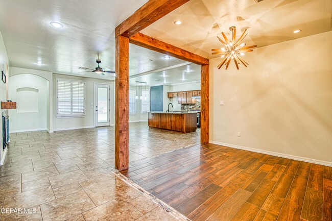 Building Photo - 13401 Emerald Pond Dr
