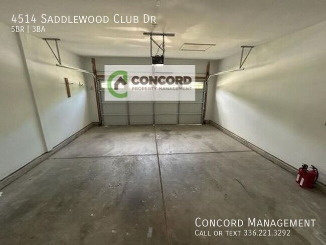 Building Photo - 4514 Saddlewood Club Dr