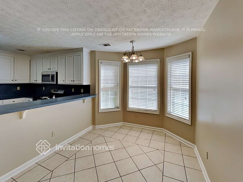 Building Photo - 810 Trellis Pond Ct