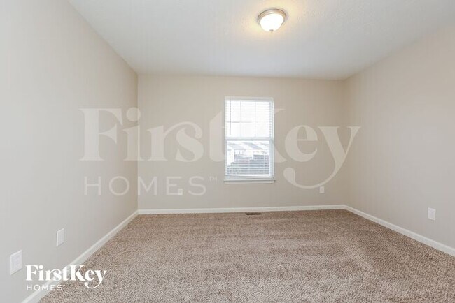 Building Photo - 2304 Haskell Dr