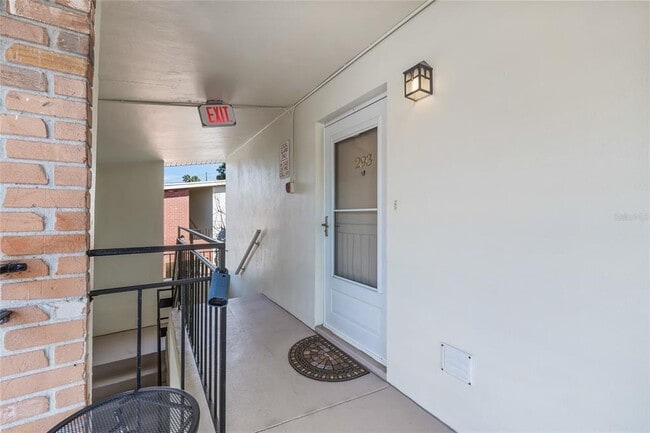 Building Photo - 4580 Overlook Dr NE