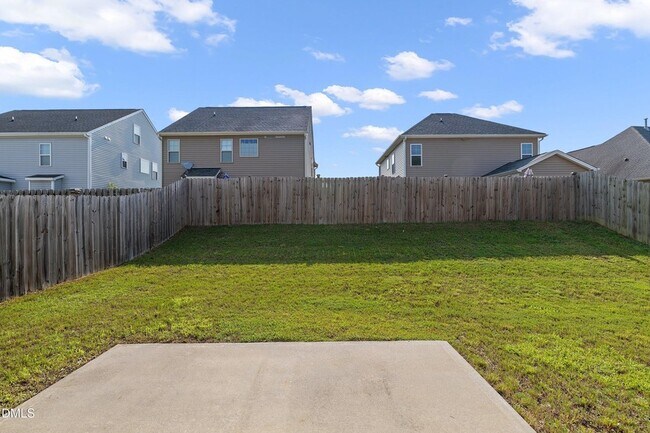 Building Photo - 188 Outwater Ridge Dr