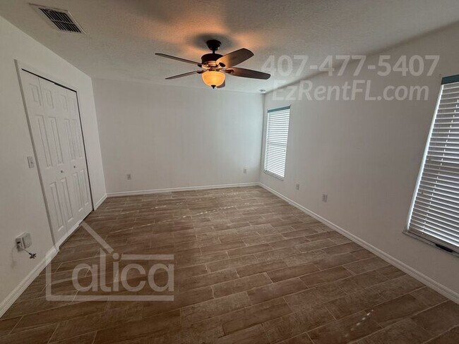 Building Photo - 1143 Madura Dr