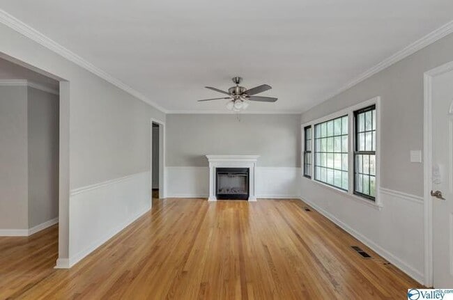 Building Photo - 2223 SE California St