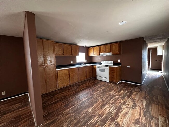 Building Photo - 40 County Rd 3557