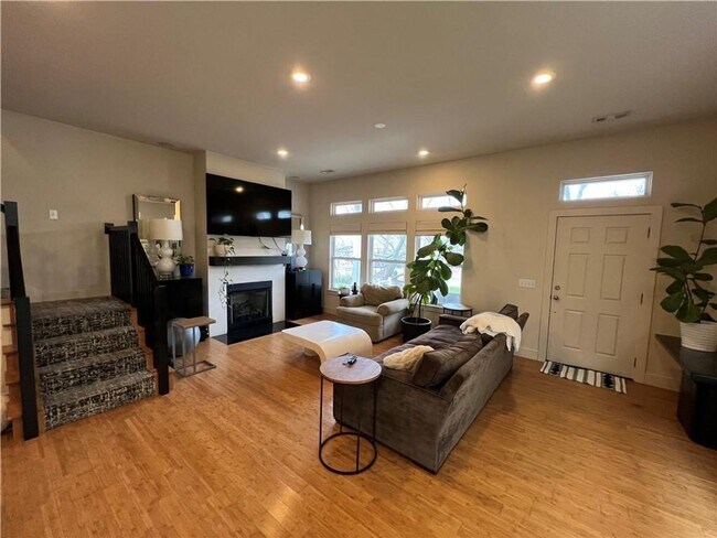 Building Photo - Welcome Home!