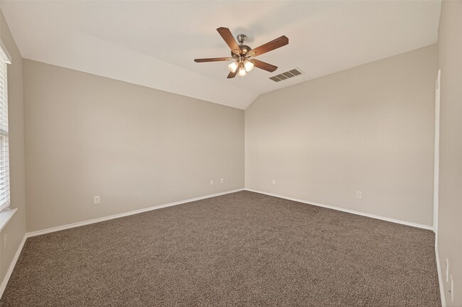 Building Photo - 2730 Morgensen Dr