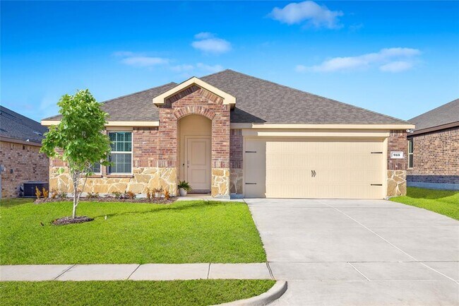 Primary Photo - 913 Alton Dr
