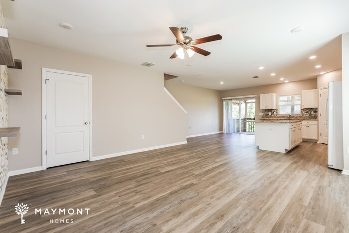 Building Photo - 3861 Strafford Pl