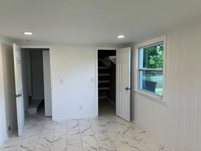 Building Photo - Cute 3BR Home in the Heart of Nashville