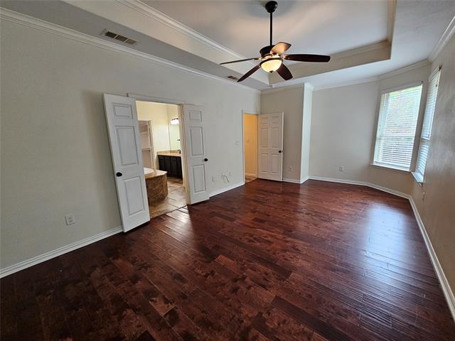 Building Photo - 7721 Oak Garden Trail