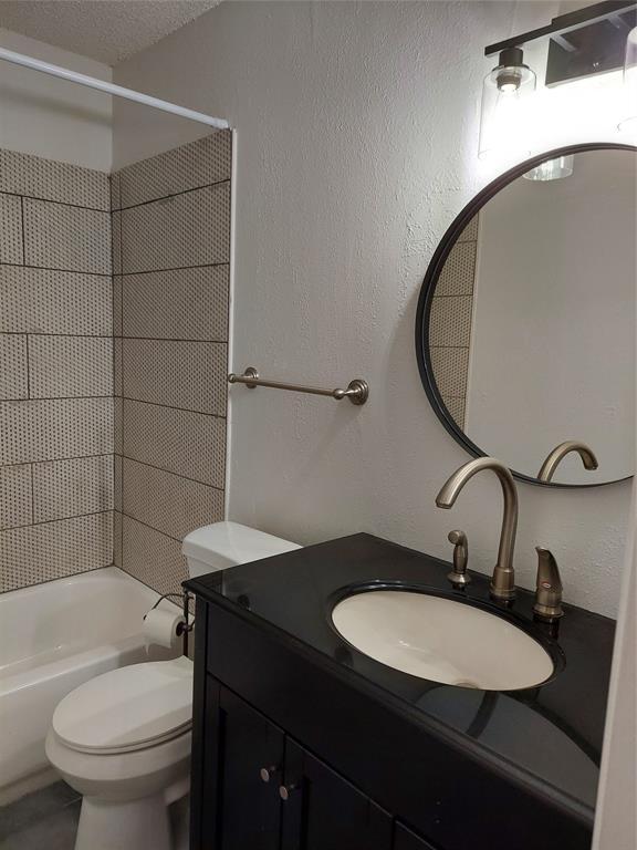 Building Photo - 12615 Brookglade Cir