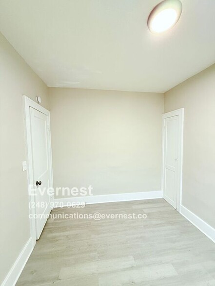Building Photo - 5440 Milford St