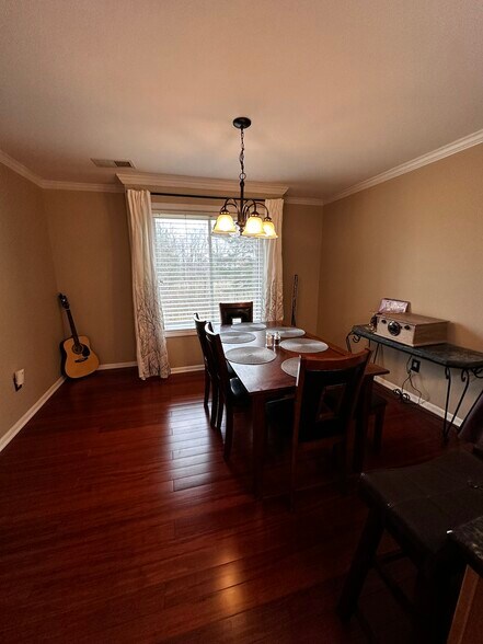 Building Photo - 39D Beehunter Ct