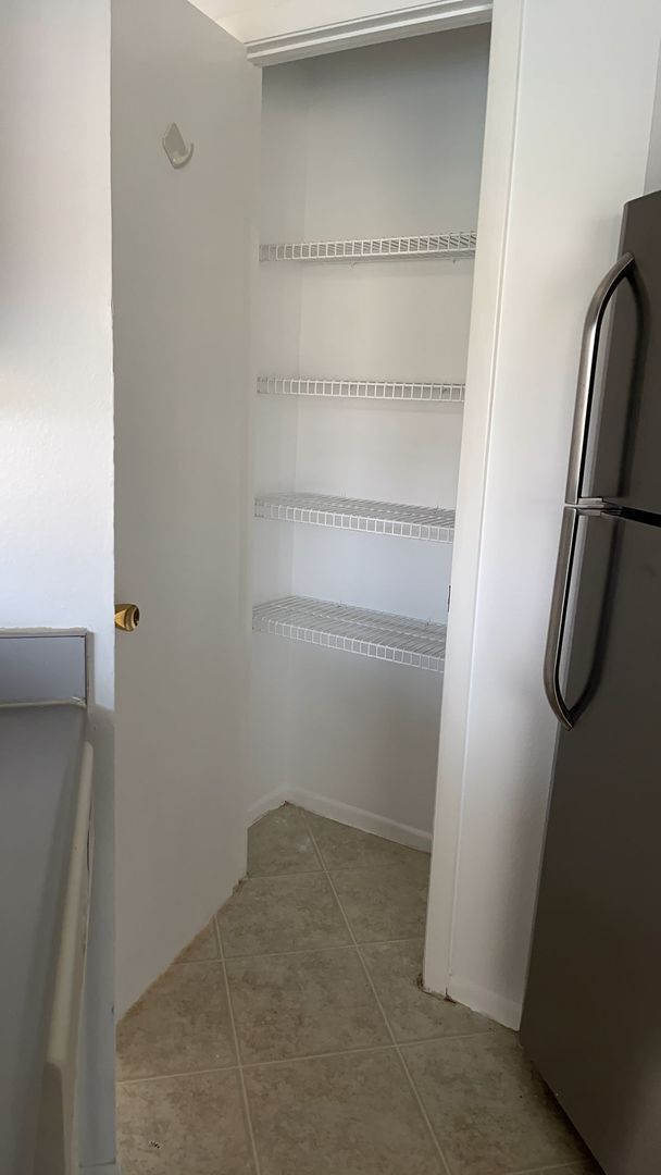 Building Photo - Charming One Bedroom for Rent in Tampa!