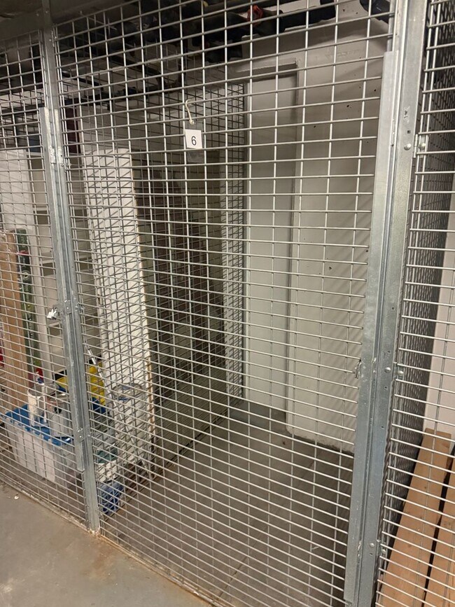 Building Photo - Fantastic Studio in The Metropolitan Condos