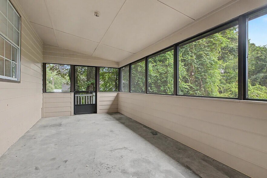 Building Photo - 2607 Hartsfield Rd
