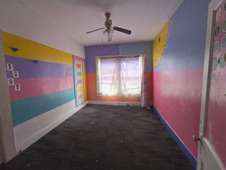 Building Photo - 1515 45th St Ensley