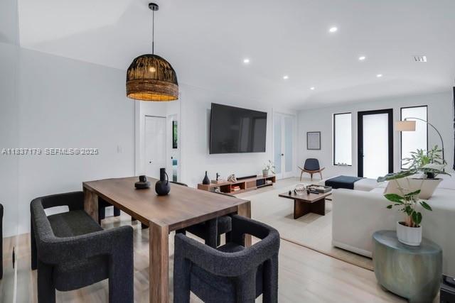 Building Photo - 1543 Bird Rd