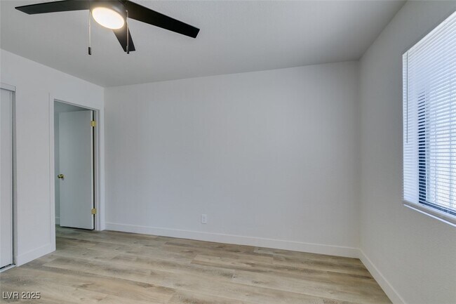 Building Photo - 6932 Kilgore Dr