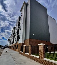 Building Photo - 1029 SW Adams St