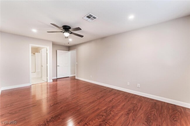 Building Photo - 8449 Majestic View Ave