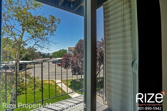 Building Photo - 4637 Quail Vista Cove