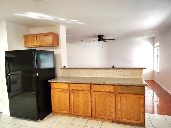 Building Photo - 13835 Purplemartin St