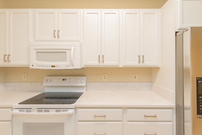 Building Photo - 37111 Harbour Vista Cir