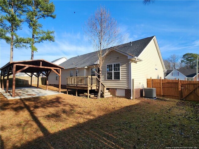 Building Photo - 3347 Broomsgrove Dr