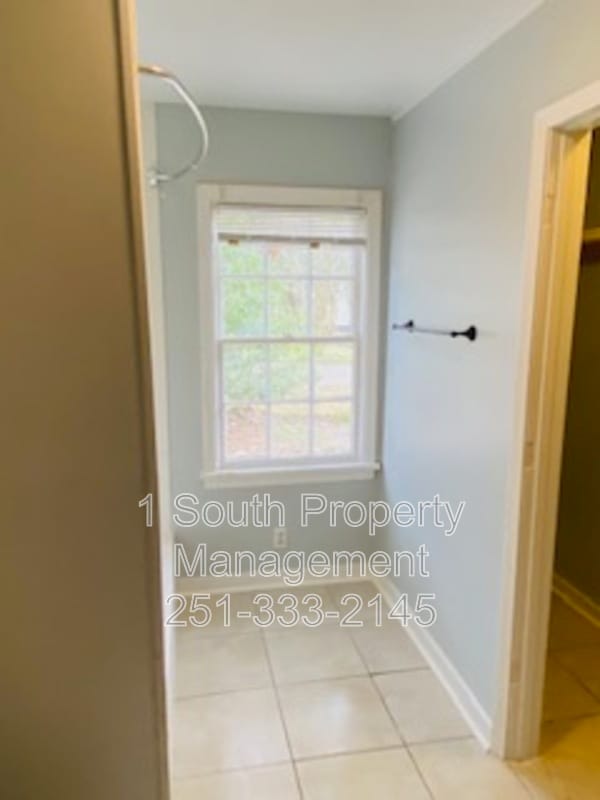 Building Photo - 2651 Foreman Cir