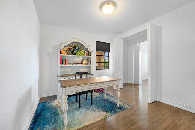 Building Photo - 7302 NW 111th Way