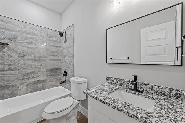 Building Photo - 6147 Shawnee Dr