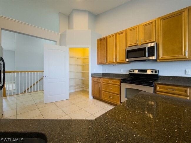 Building Photo - 2345 Golden Aster St