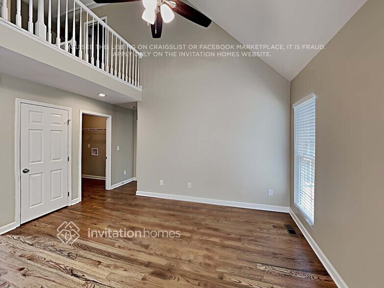 Building Photo - 6984 Forest Manor Dr
