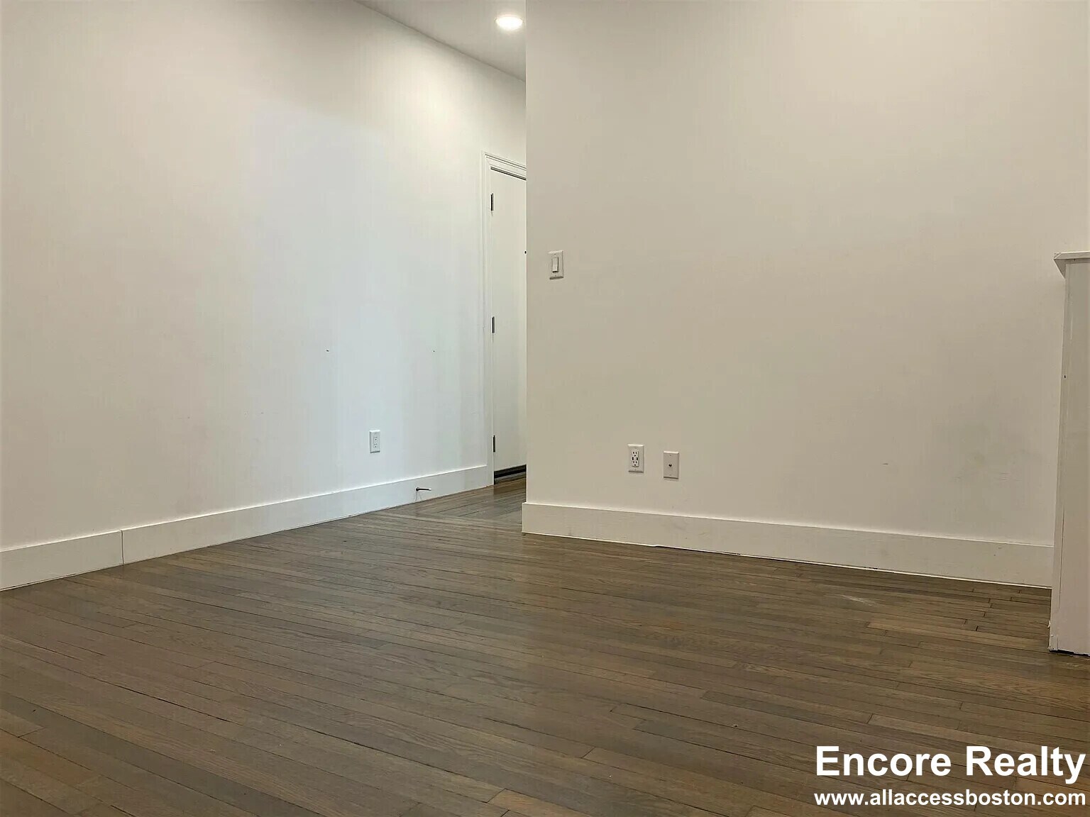 Building Photo - 11 Peterborough St